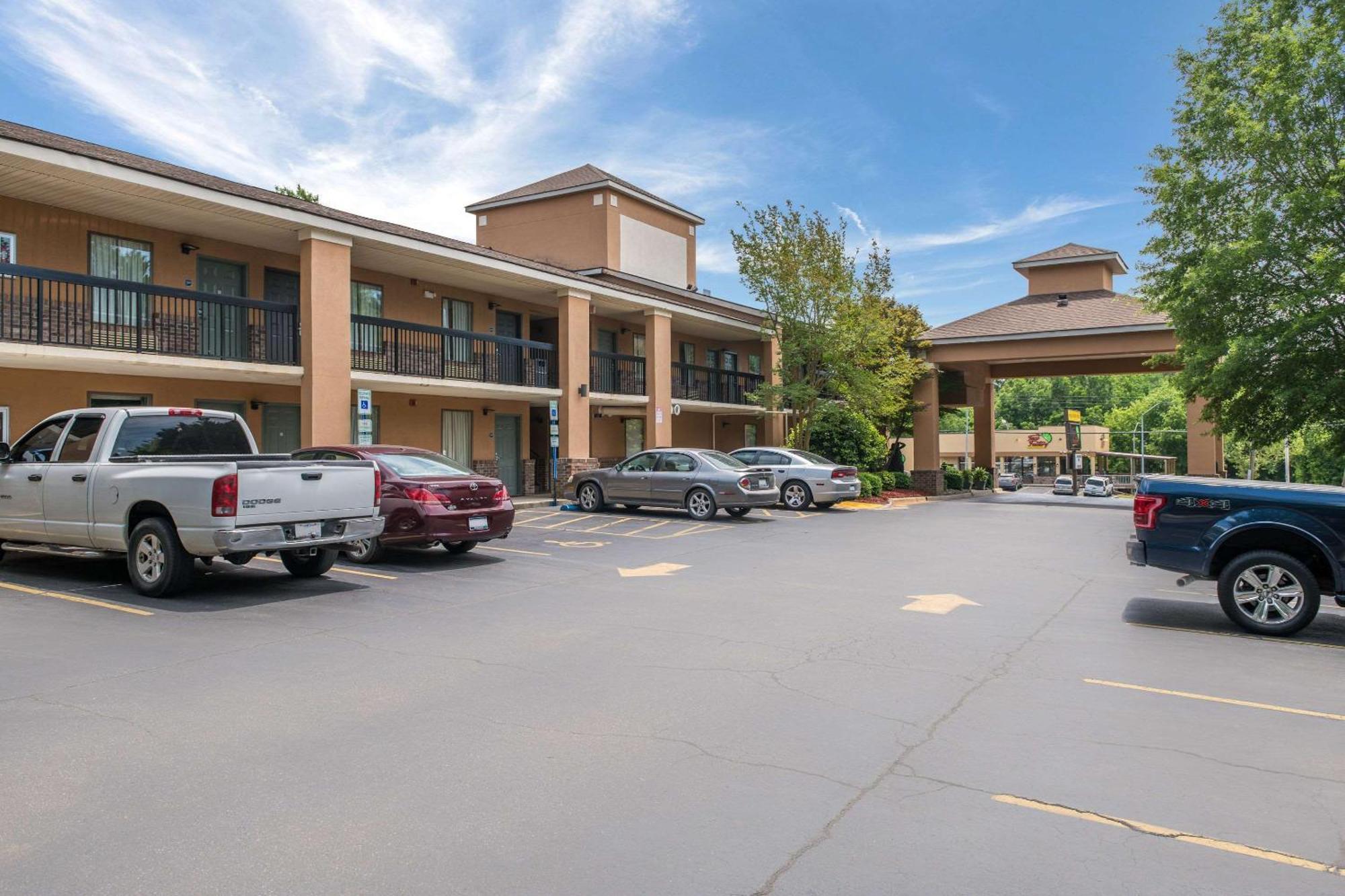 Quality Inn & Suites Rockingham Extérieur photo