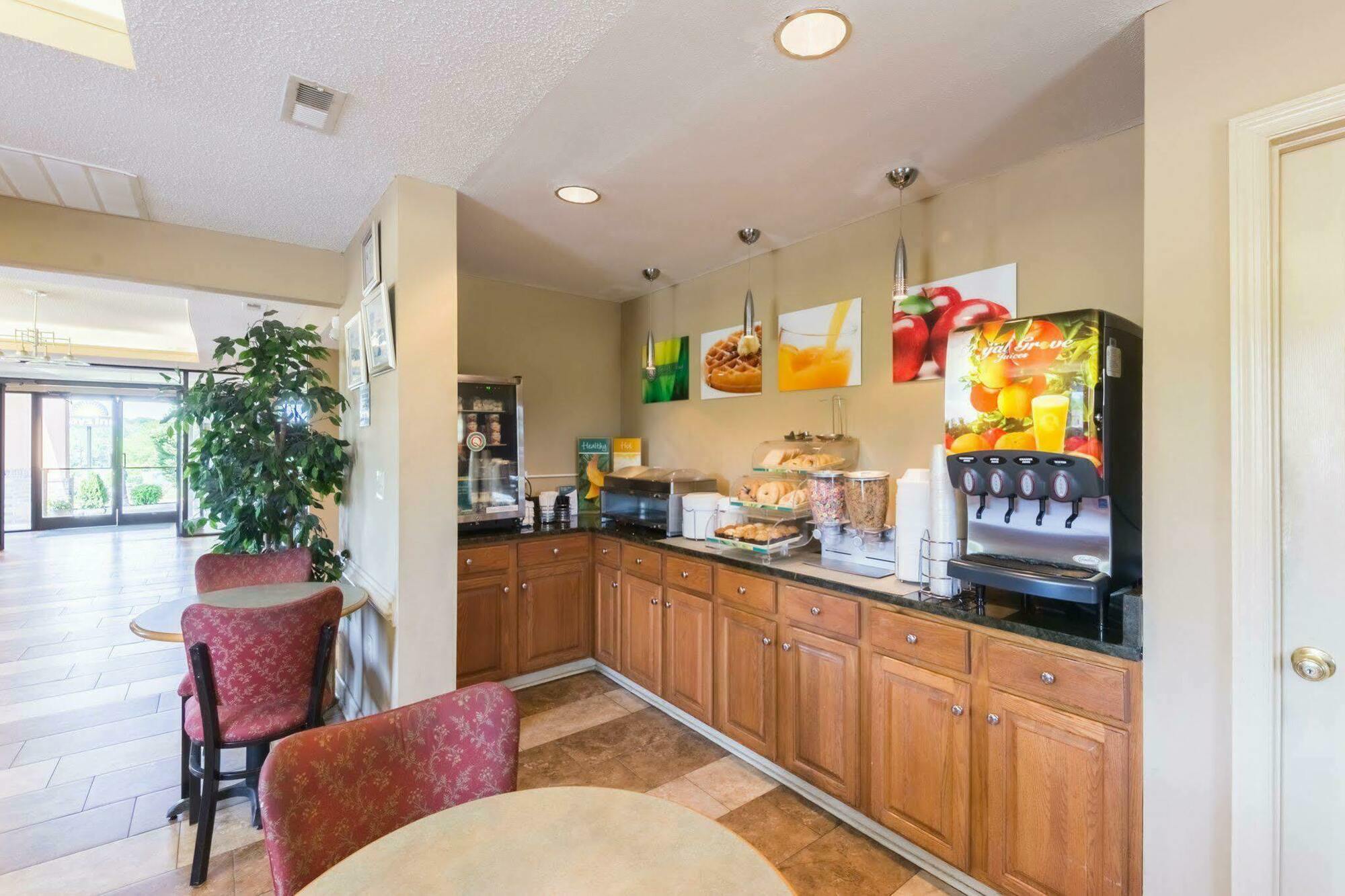 Quality Inn & Suites Rockingham Extérieur photo