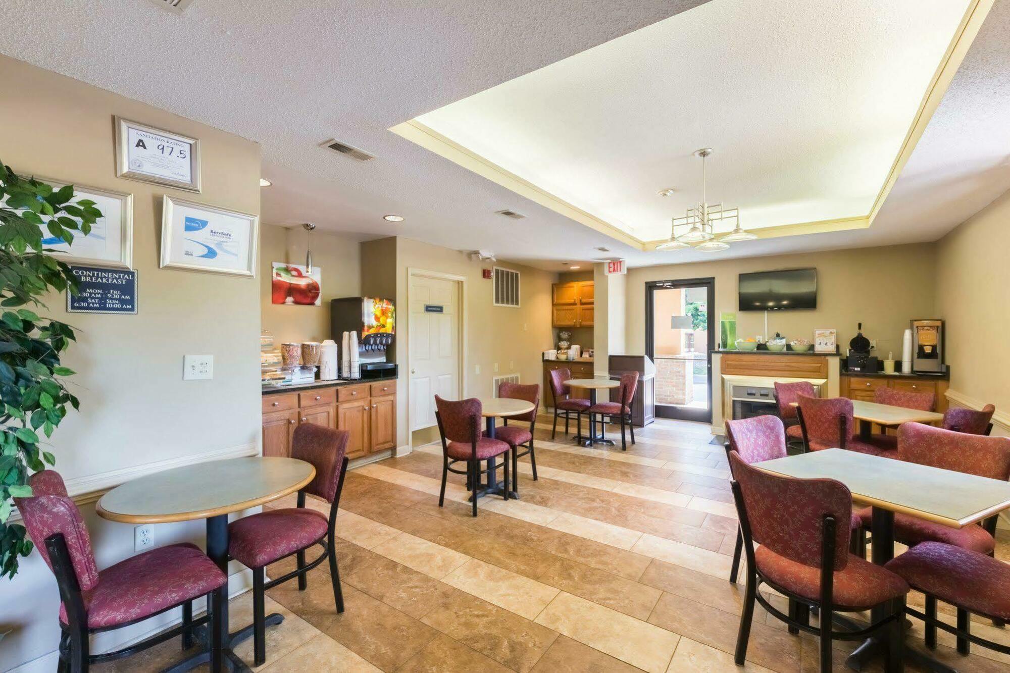 Quality Inn & Suites Rockingham Extérieur photo