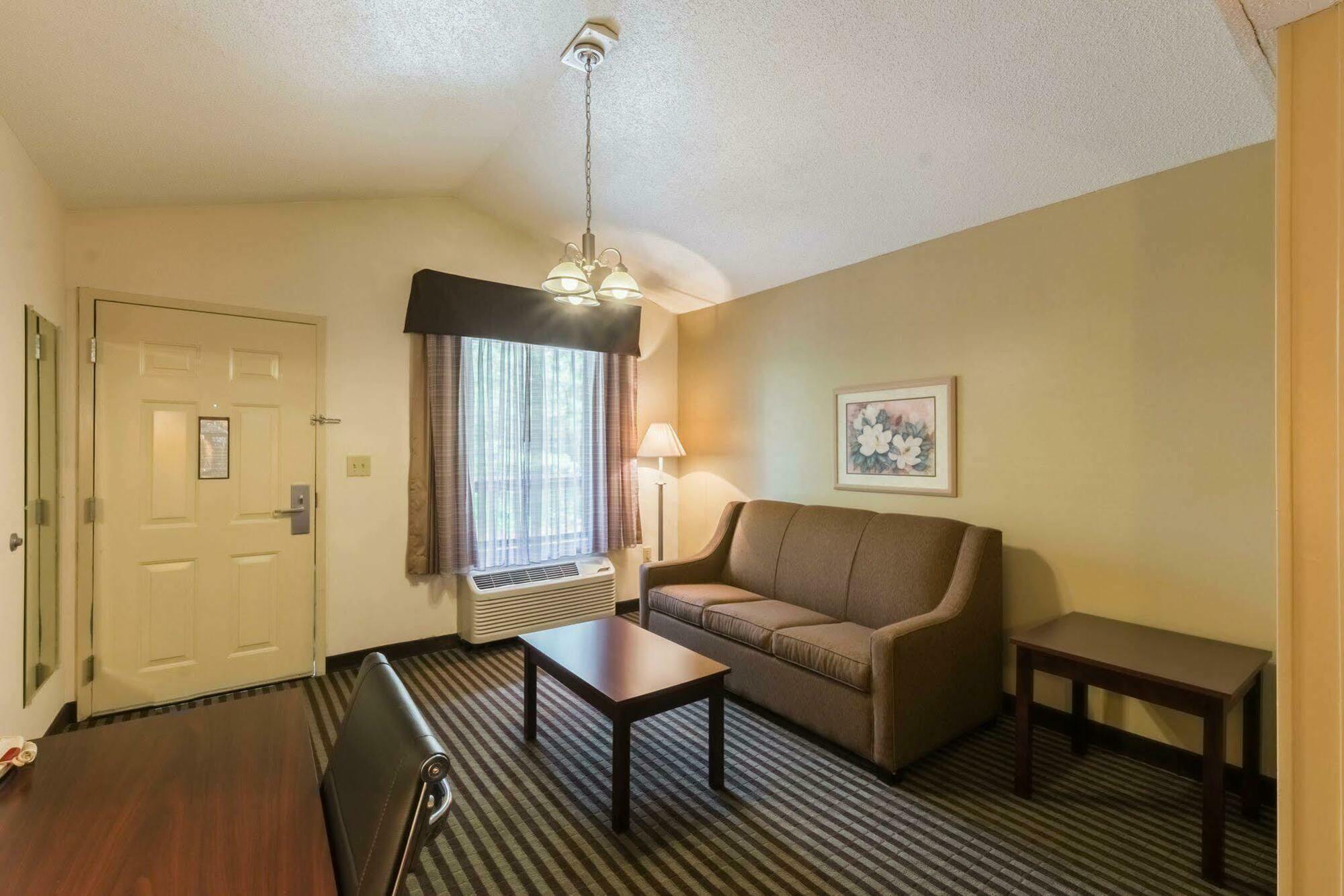 Quality Inn & Suites Rockingham Extérieur photo